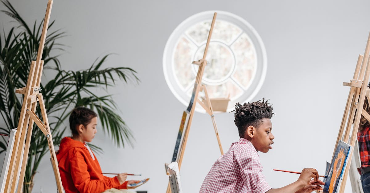 Visual Conversations: The Dynamic Styles of Melbourne's Emerging Portrait Artists